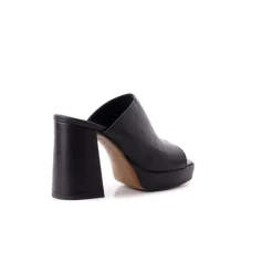 Women L'INTERVALLE Avenida Black Leather