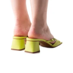 Women L'INTERVALLE Carrera Kiwi Leather