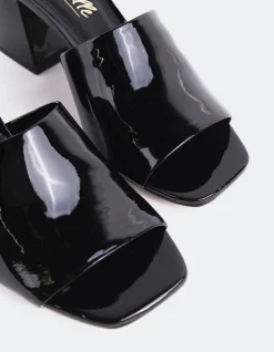Women L'INTERVALLE Clarabelle Black Patent