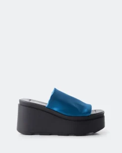 Women L'INTERVALLE Cuddle Blue Satin