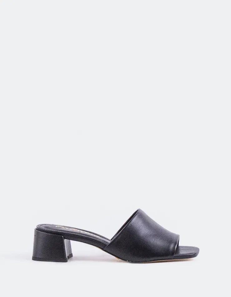 Women L'INTERVALLE Fortunata Black Leather