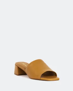 Women L'INTERVALLE Fortunata Tan Leather