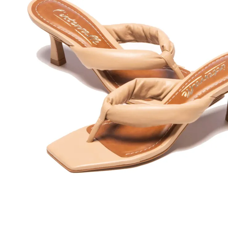 Women L'INTERVALLE Gardenia Almond Leather