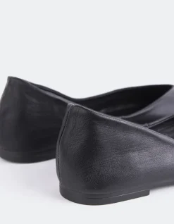 Women L'INTERVALLE Glissandra Black Leather