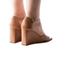 Women L'INTERVALLE Mariposa Camel Leather