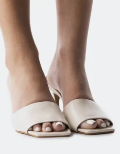 Women L'INTERVALLE Mylos Cream Naplack