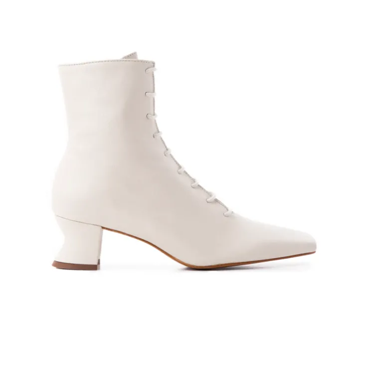 Women L'INTERVALLE Trafalgar Off White Leather