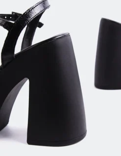 Women L'INTERVALLE Veria Black Naplack