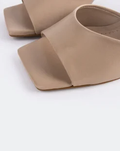 Women L'INTERVALLE Visalia Nude Leather